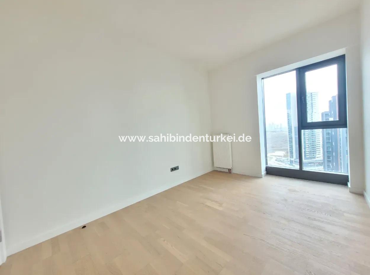 4+1 Mieterlose Wohnung Im 20. Stock Zum Verkauf Im Loft-Komplex Beytepe İncek Bulvar