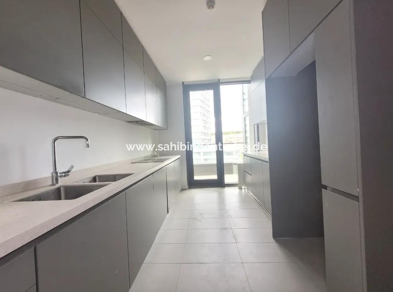 5,5+1  Maisonette-Wohnung Im 5. Stock Mit Blick Auf Die Landschaft Zum Verkauf Im İncek Loft-Komplex
