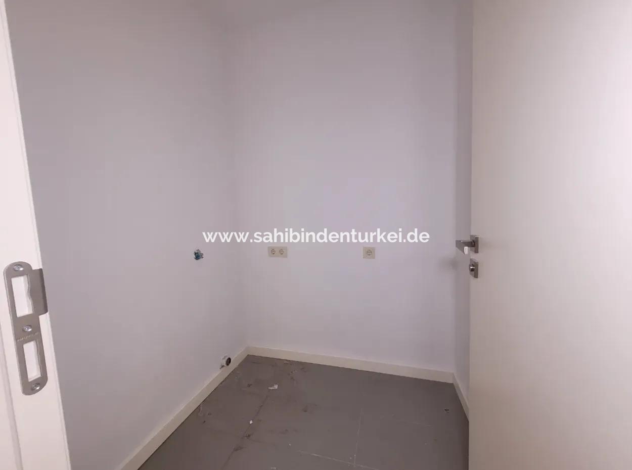 5,5+1  Maisonette-Wohnung Im 5. Stock Mit Blick Auf Die Landschaft Zum Verkauf Im İncek Loft-Komplex