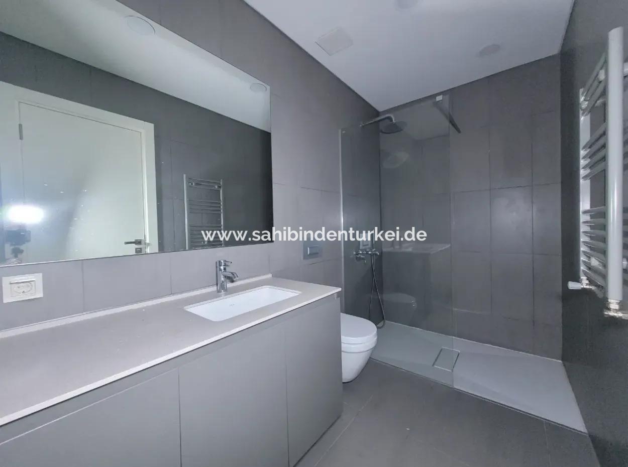 5,5+1  Maisonette-Wohnung Im 5. Stock Mit Blick Auf Die Landschaft Zum Verkauf Im İncek Loft-Komplex