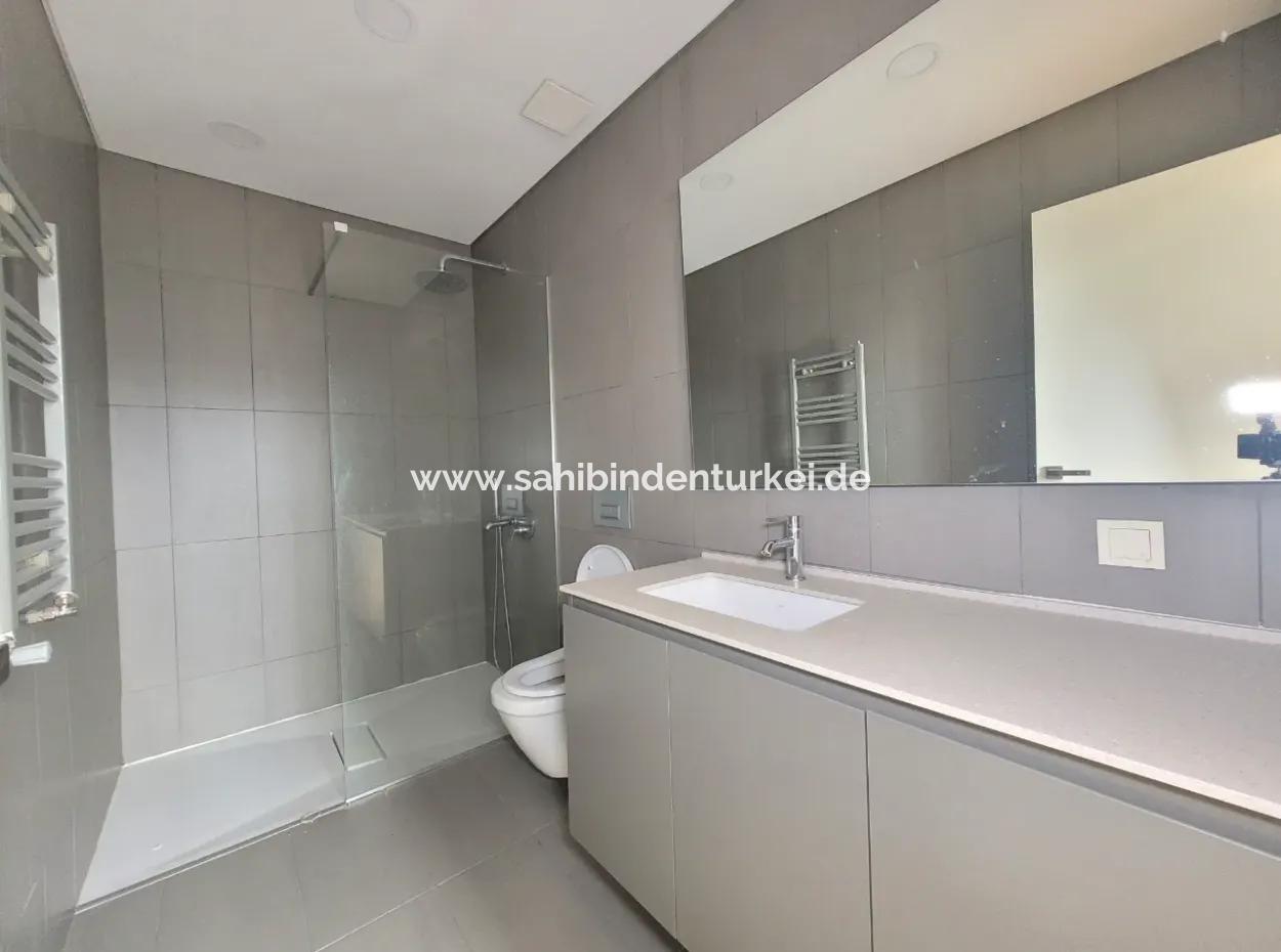 5,5+1  Maisonette-Wohnung Im 5. Stock Mit Blick Auf Die Landschaft Zum Verkauf Im İncek Loft-Komplex