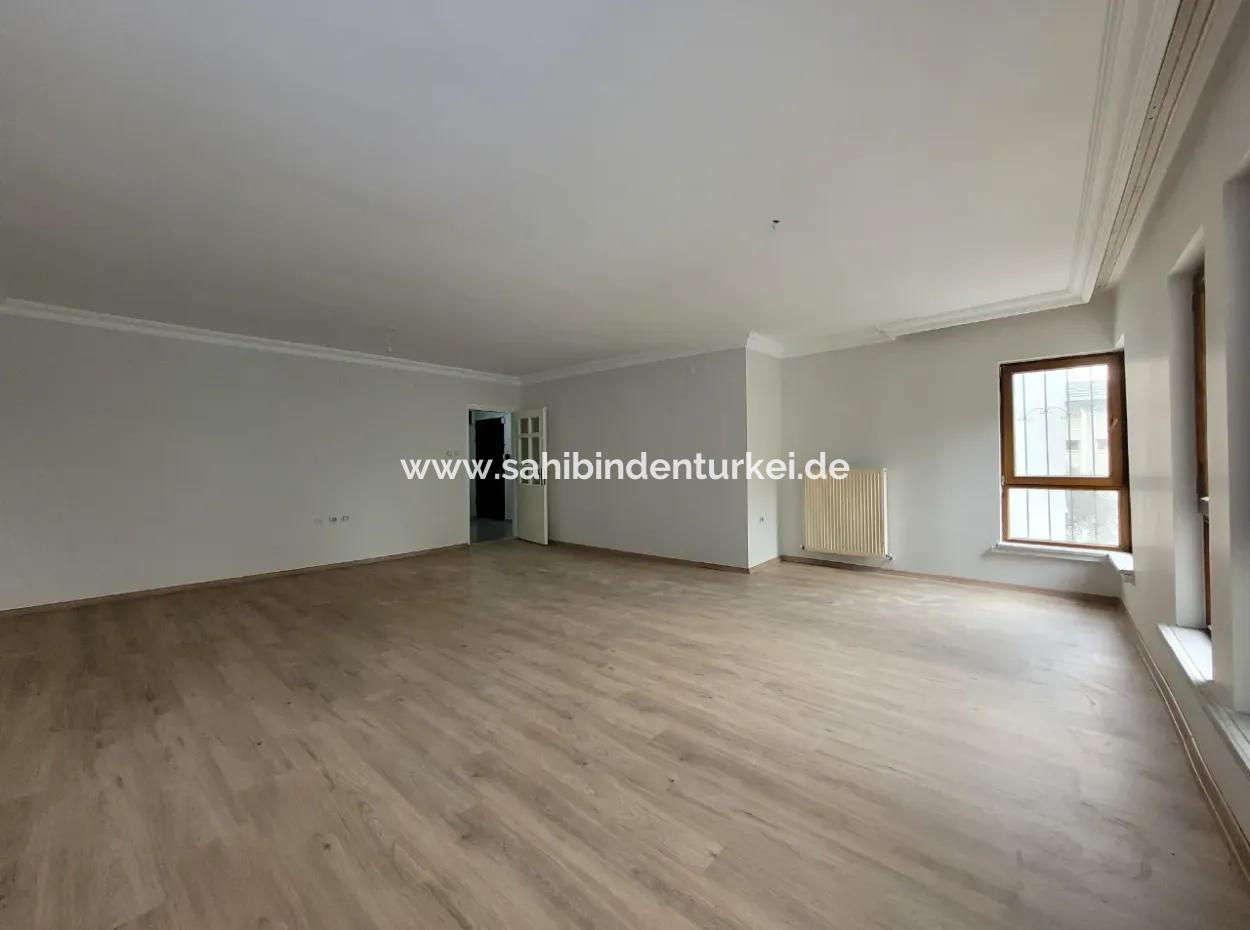 150 M² 4+1 Wohnung Zum Verkauf Im Zentrum Von Umitkoy