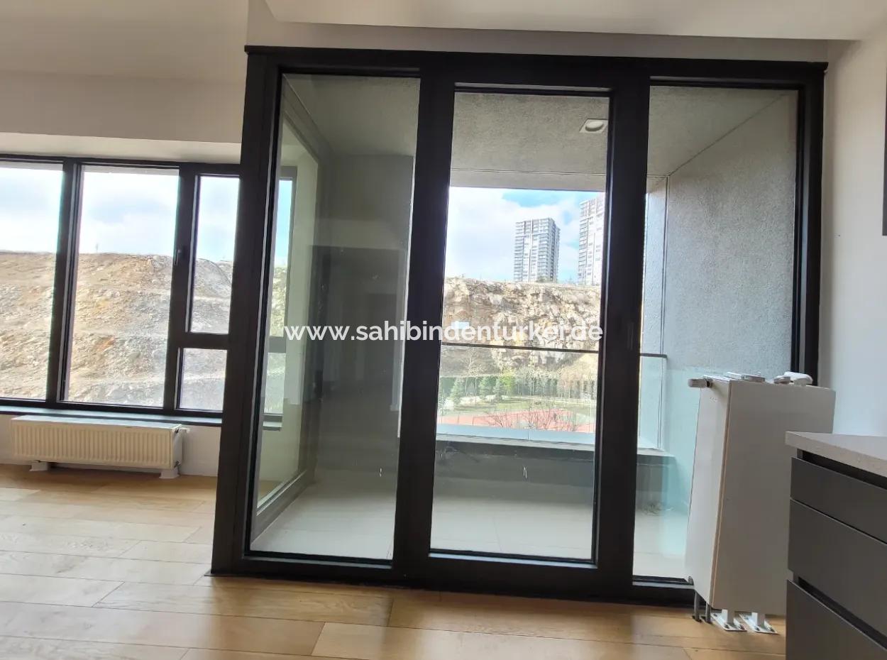 Leerstehendes İncek Loft Zum Verkauf 2+1 Maisonette-Wohnung Mit Stadtblick Im 1. Stock
