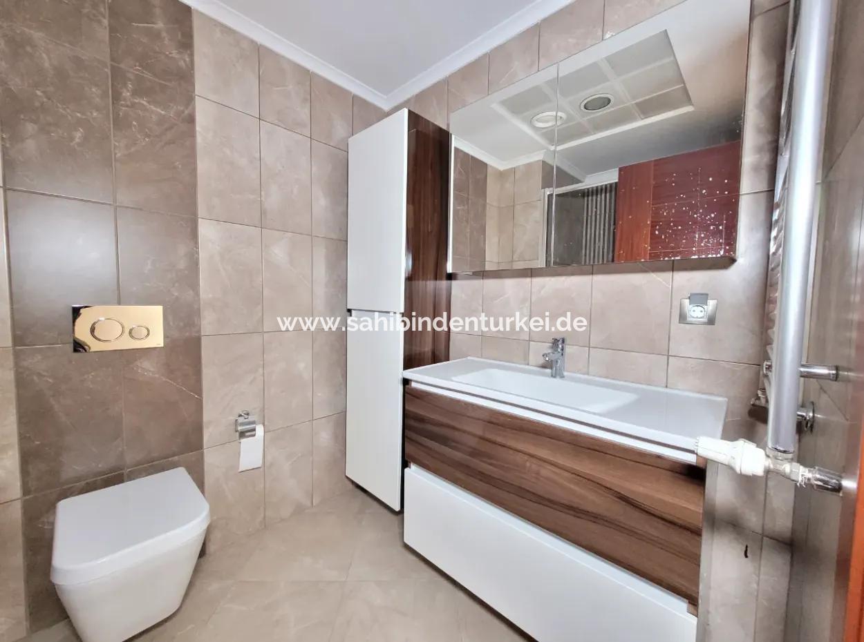 4+1 207 M² Wohnung Mit Seeblick Zum Verkauf Im Vacant İncek Nata