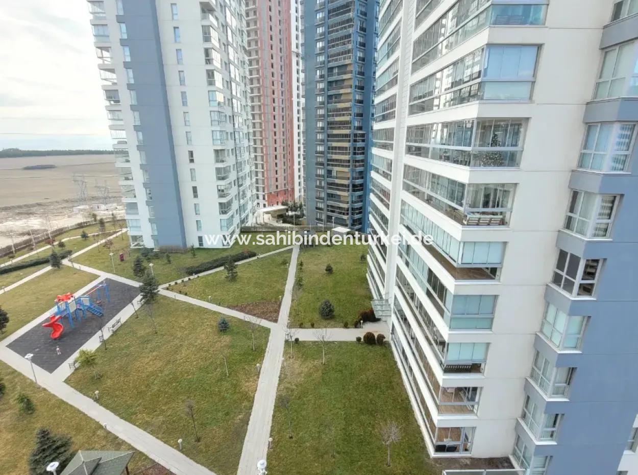 4+1 207 M² Wohnung Mit Seeblick Zum Verkauf Im Vacant İncek Nata