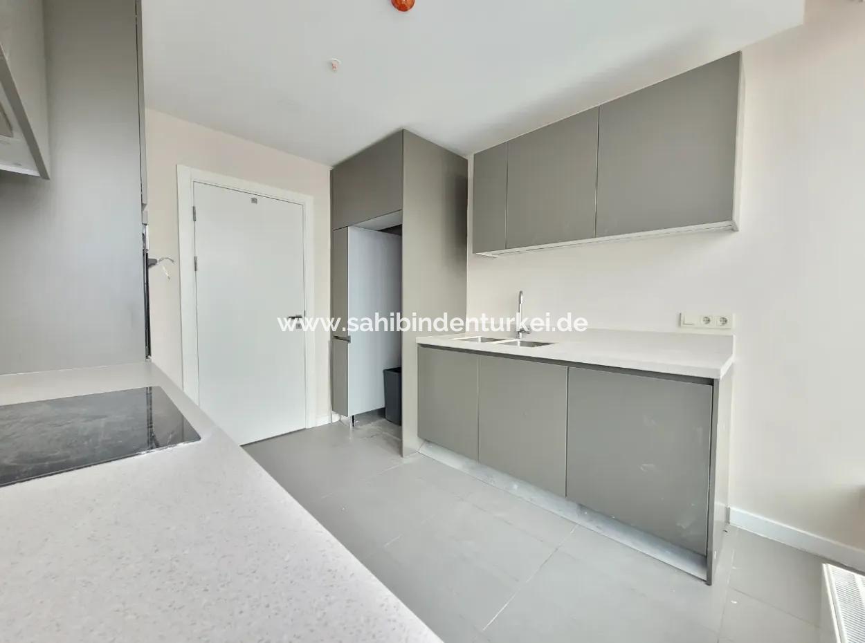 İncek Loft Zum Verkauf 2 1 85 M² Wohnung Mit Fassade Im 22. Stock