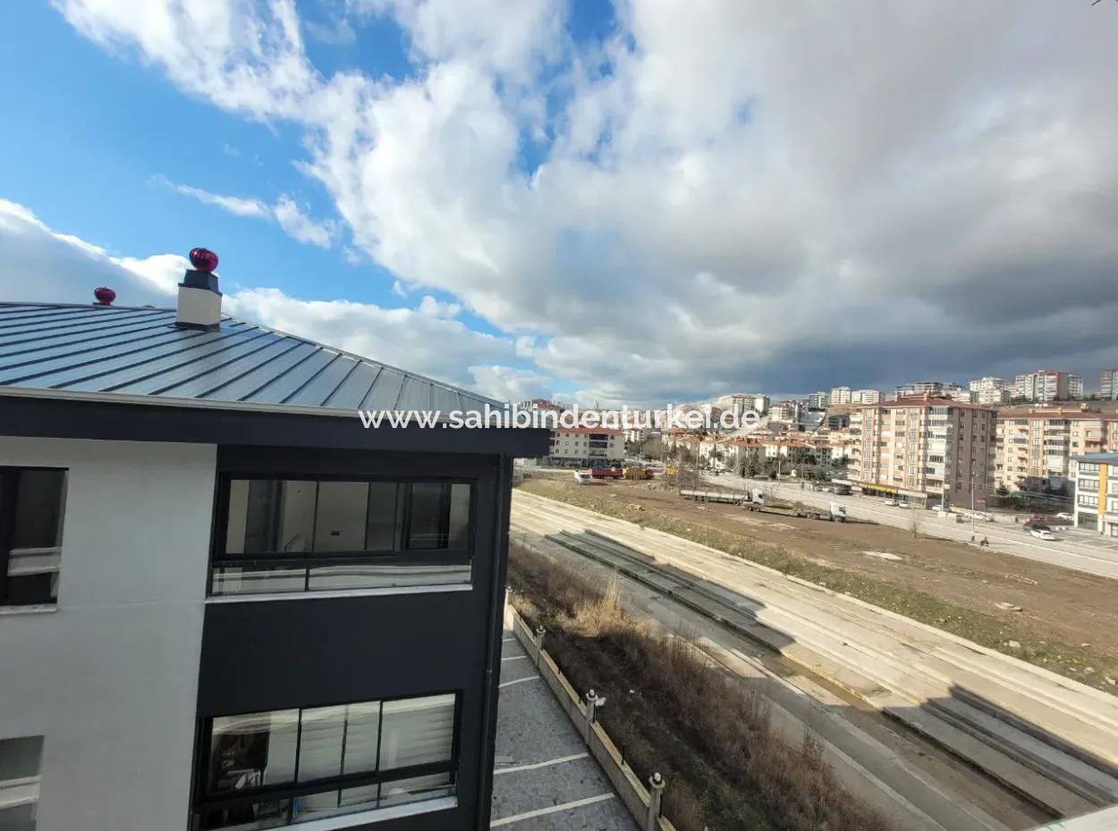 Geeignet Für Staatsbürger. Luxuriöse 200 M² Große Wohnung Im Mittleren Stockwerk Mit Parkblick Im Viertel Bahçelievler, Gölbaşı, Ankara Zu Verkaufen.