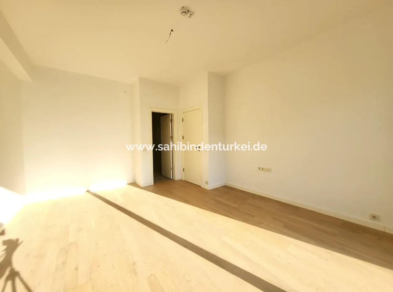 İncek Loft Geeignet Zum Verkauf 2,5+1 Erdgeschoss-Wohnung Mit Landschaftsansicht 2 Gärten