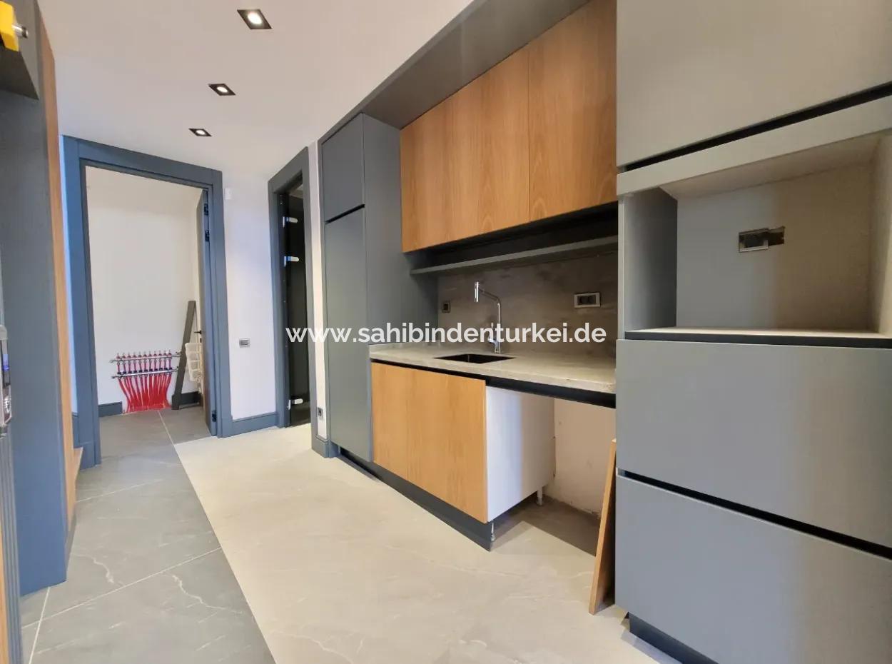 Luxus-Doppelhaus Zum Verkauf Auf Einem 730 M² Großen Grundstück In İncek 4+2 İncek Mahallesi, Gölbaşı, Ankara, Türkei