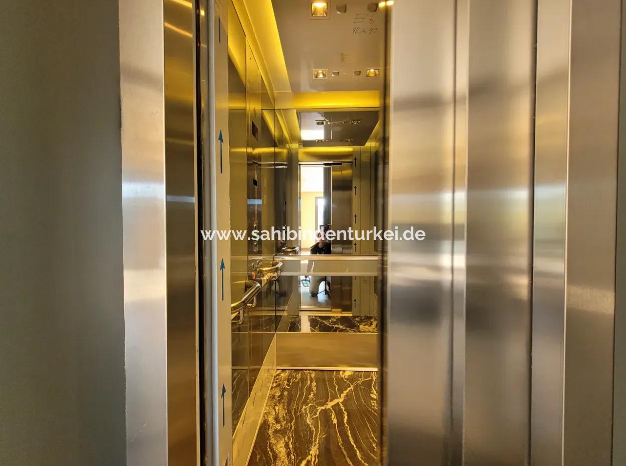 Luxus-Doppelhaus Zum Verkauf Auf Einem 730 M² Großen Grundstück In İncek 4+2 İncek Mahallesi, Gölbaşı, Ankara, Türkei