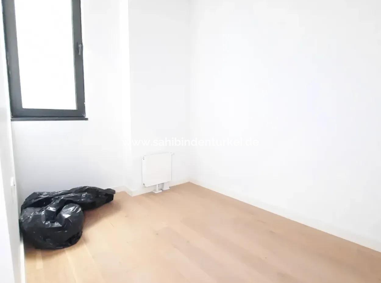 5,5+1  Maisonette-Wohnung Im 2. Stock Mit Blick Auf Die Landschaft Zum Verkauf Im İncek Loft-Komplex