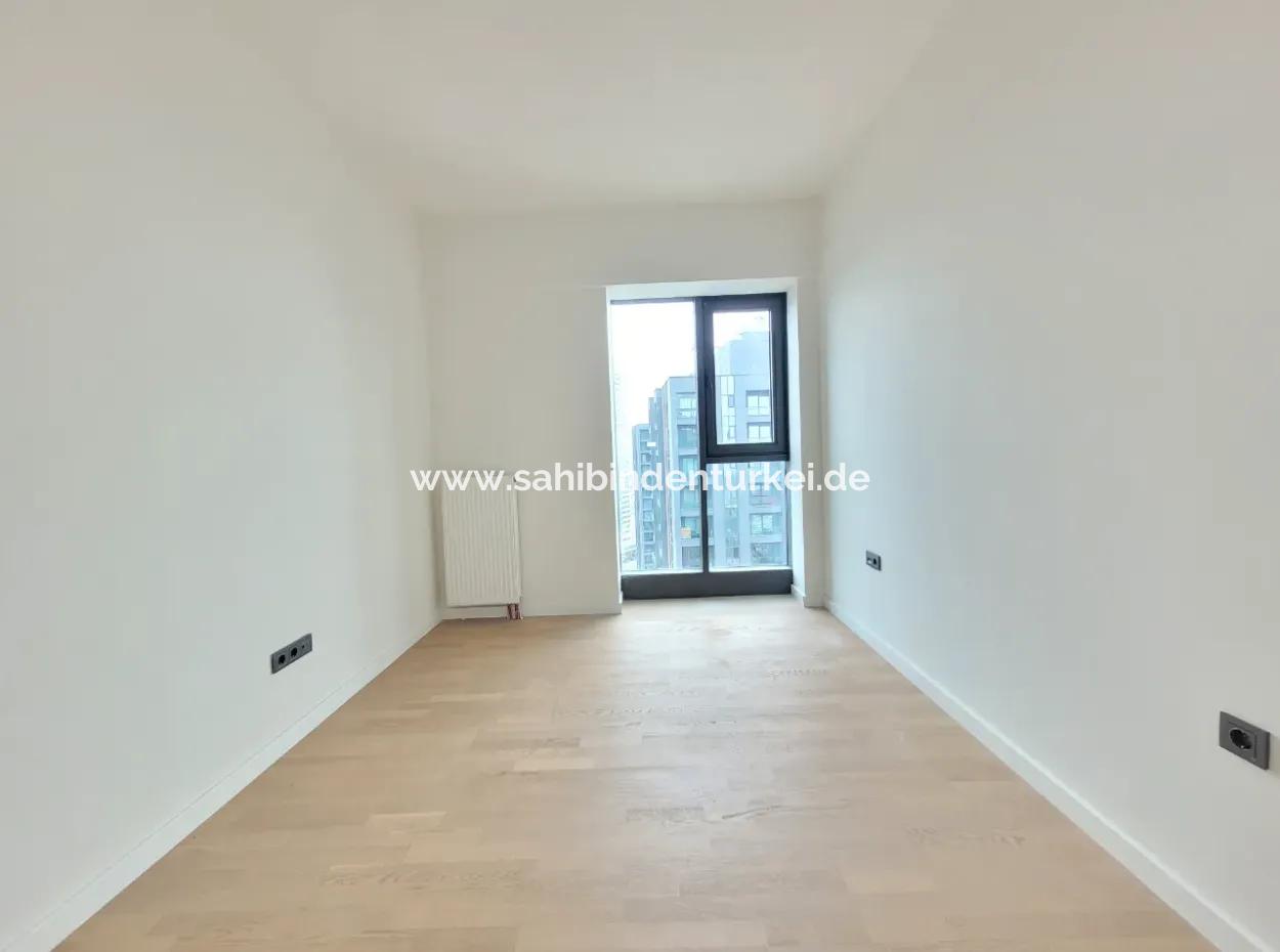 4+1  6. Stock Zum Verkauf Im Loft-Komplex Beytepe İncek Bulvar