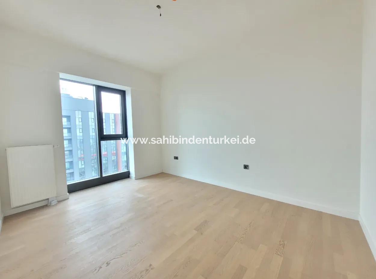 4+1  6. Stock Zum Verkauf Im Loft-Komplex Beytepe İncek Bulvar