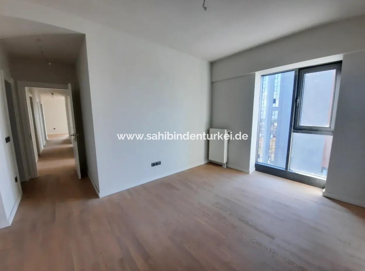 4+1 Mieterlose Wohnung Im 17. Stock Zum Verkauf Im Loft-Komplex Beytepe İncek Bulvar