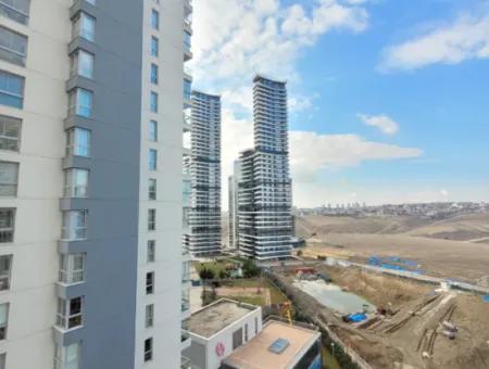 4+1 207 M² Wohnung Mit Seeblick Zum Verkauf Im Vacant İncek Nata