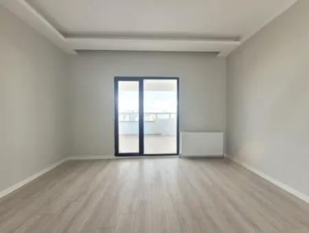 Geeignet Für Staatsbürger. Luxuriöse 200 M² Große Wohnung Im Mittleren Stockwerk Mit Parkblick Im Viertel Bahçelievler, Gölbaşı, Ankara Zu Verkaufen.