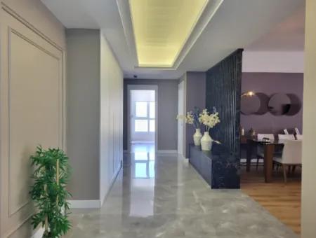 Taşpinar Mah. Faras Panora Luxuriös Gebaute Wohnung Zum Verkauf 4,5+1 Wohnung Im 7. Stock Gölbaşi Ankara