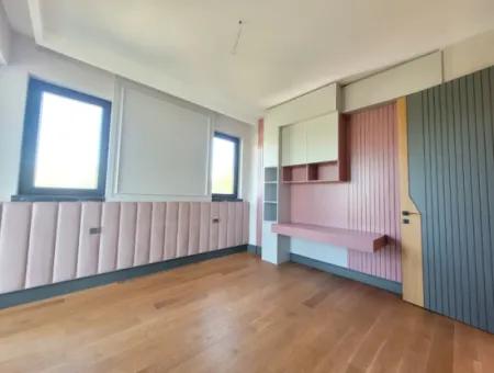 Luxus-Doppelhaus Zum Verkauf Auf Einem 730 M² Großen Grundstück In İncek 4+2 İncek Mahallesi, Gölbaşı, Ankara, Türkei