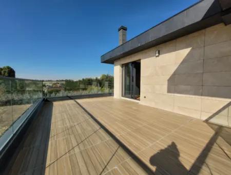 Luxus-Doppelhaus Zum Verkauf Auf Einem 730 M² Großen Grundstück In İncek 4+2 İncek Mahallesi, Gölbaşı, Ankara, Türkei