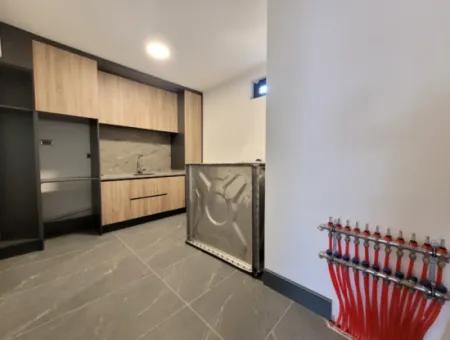 Luxus-Doppelhaus Zum Verkauf Auf Einem 730 M² Großen Grundstück In İncek 4+2 İncek Mahallesi, Gölbaşı, Ankara, Türkei