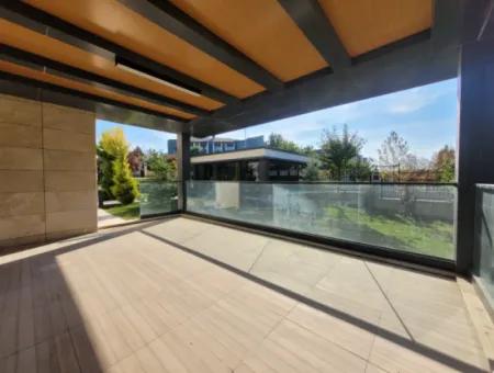 Luxus-Doppelhaus Zum Verkauf Auf Einem 730 M² Großen Grundstück In İncek 4+2 İncek Mahallesi, Gölbaşı, Ankara, Türkei