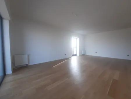 3+1 130 M² Wohnung Im 23. Stock Mit Blick Auf Den Boulevard Zum Verkauf Im Loft-Komplex Beytepe İncek Bulvar