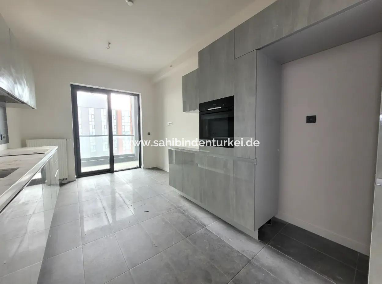 3+1 130 M² 13Nd Floor Çayyolu View Apartment For Sale In Beytepe İncek Bulvar Loft Complex