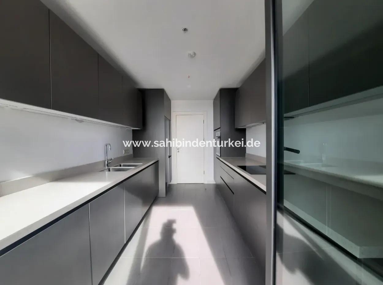 İncek Loft For Rent 3,5 +1 Lake View