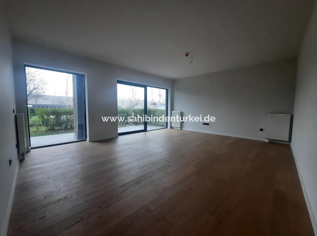 110 M2 2+1 Villa For Sale In Beytepe İncek Bulvar Loft Site Garden Floor Tenantless Apartment