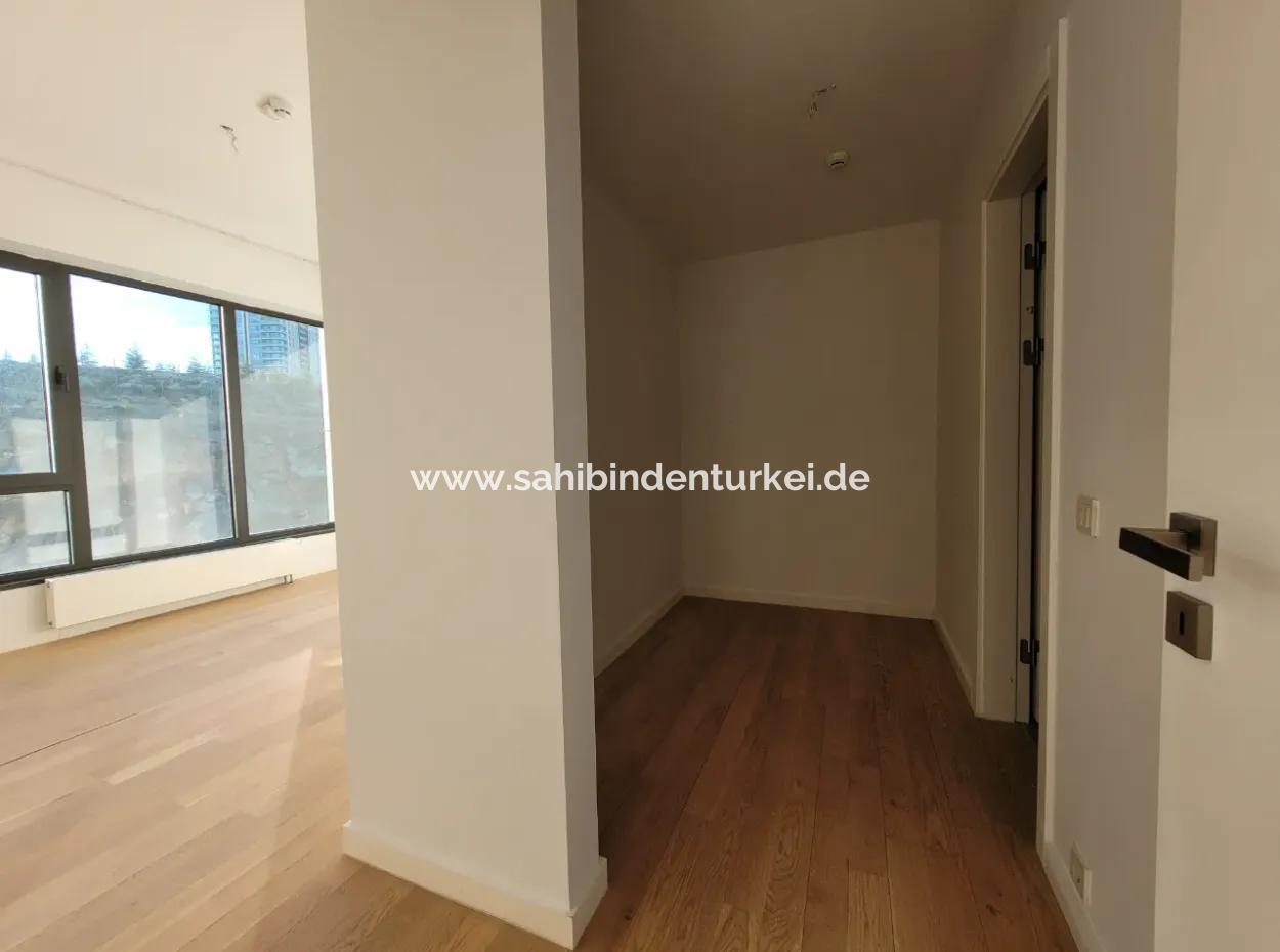 Tenantless İncek Loft 3+1 4Th Floor Apartment With Terrace For Sale In Gölbaşı - Ankara -Turkey