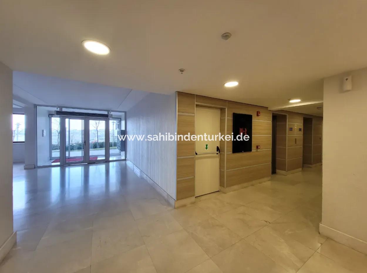 4+1 207 M² Lake View Apartment For Sale In Vacant İncek Nata