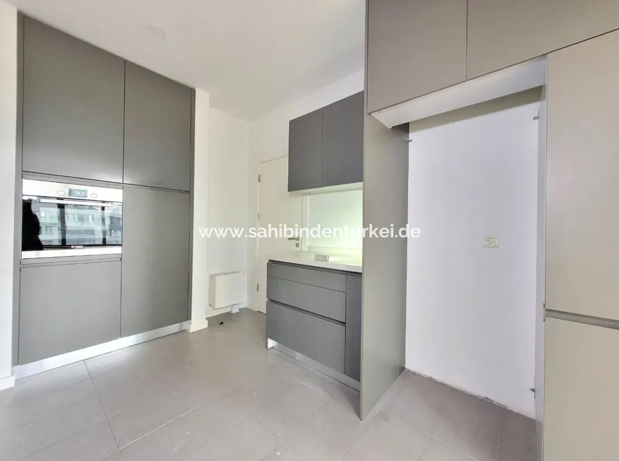 İncek Loft For Sale 3.5+1 140 M² 3Rd Floor Landscape Facade Apartment