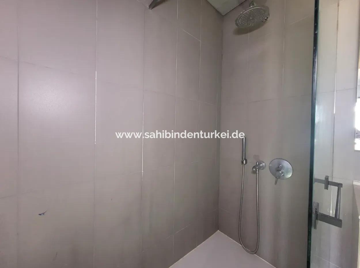 Vacant İncek Loft For Sale 1+1 2Nd Floor Apartment With Lake View