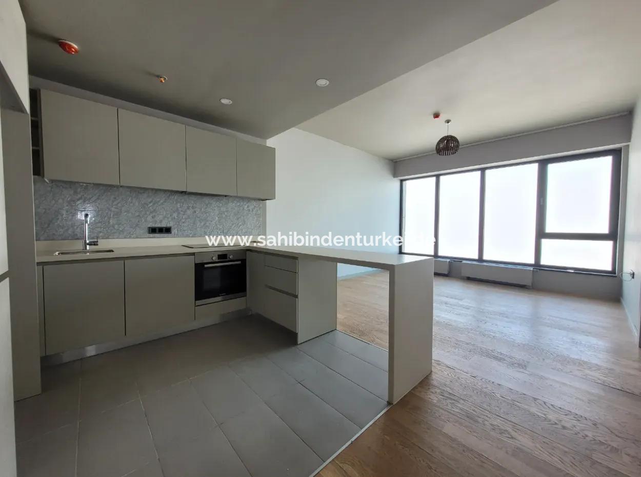 İncek Loft 1+1 14Th Floor Apartment With City View For Rent