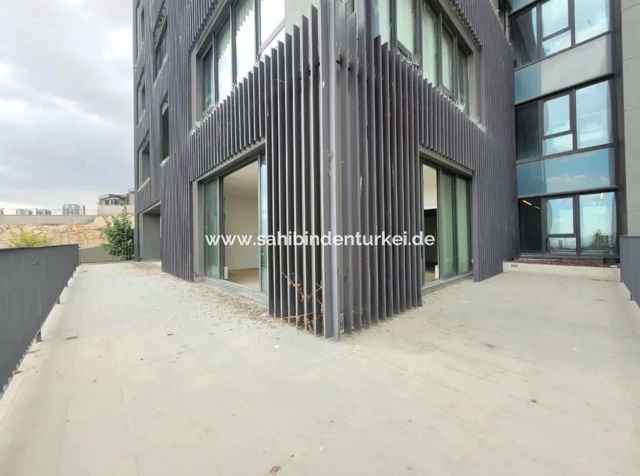 Empty İncek Loft For Sale Terrace 4+1 Mogan View 146 M² 1St Floor Apartment