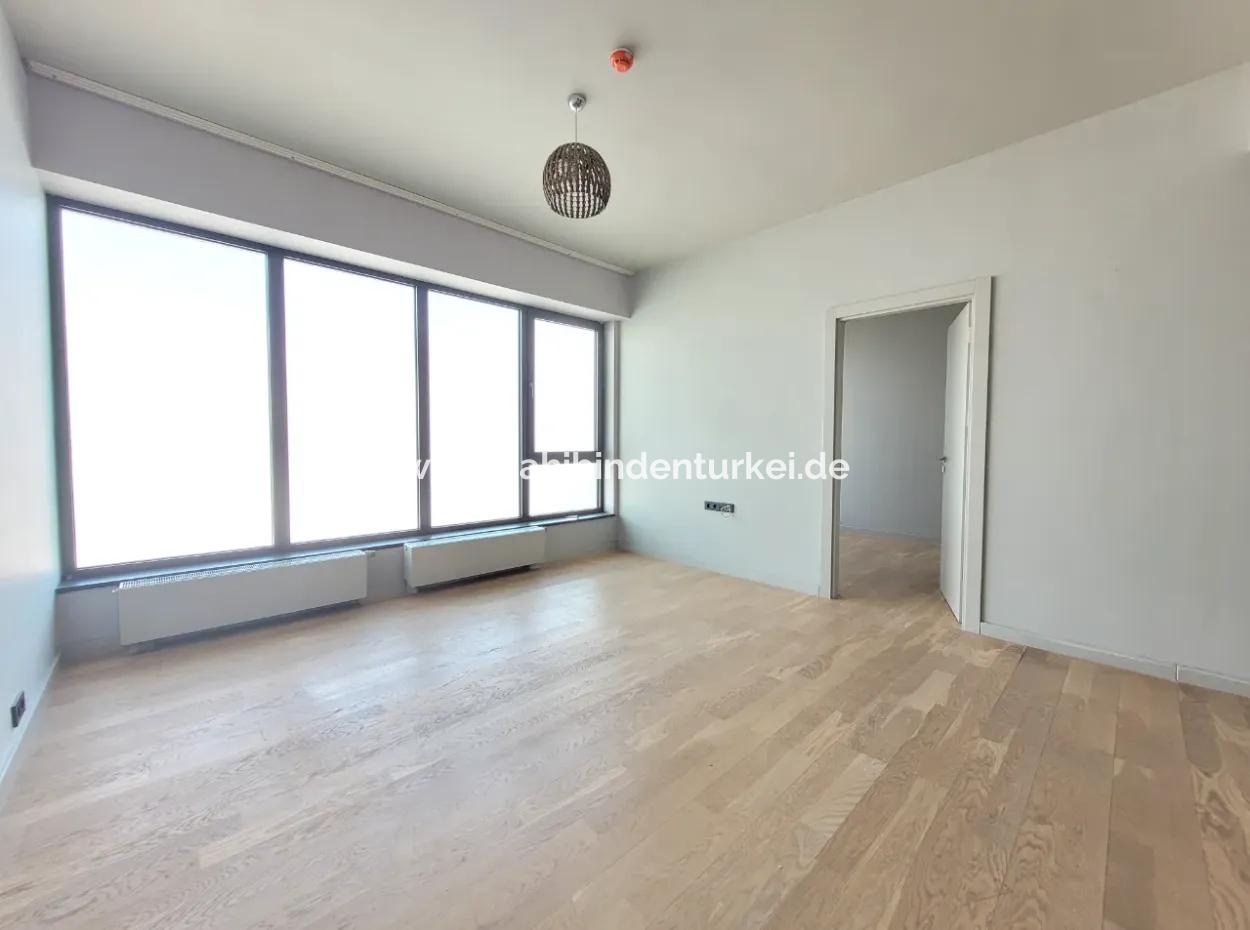 İncek Loft For Sale 1+1 City View 20Th Floor Flat