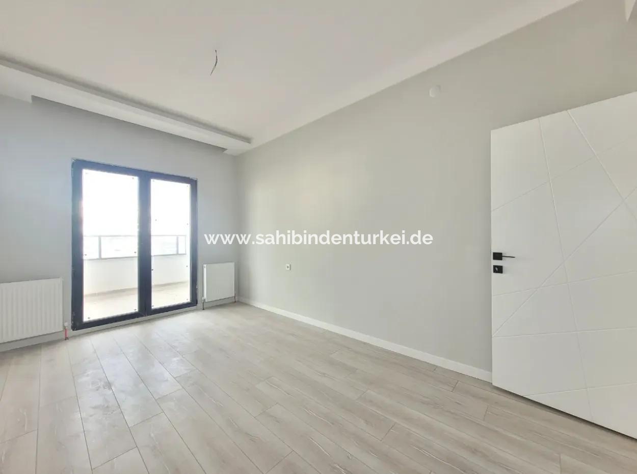 Suitable For Citizenship Luxury 200 M² Apartment For Sale On An Intermediate Floor With Park View In Bahçelievler Neighborhood, Gölbaşı, Ankara,