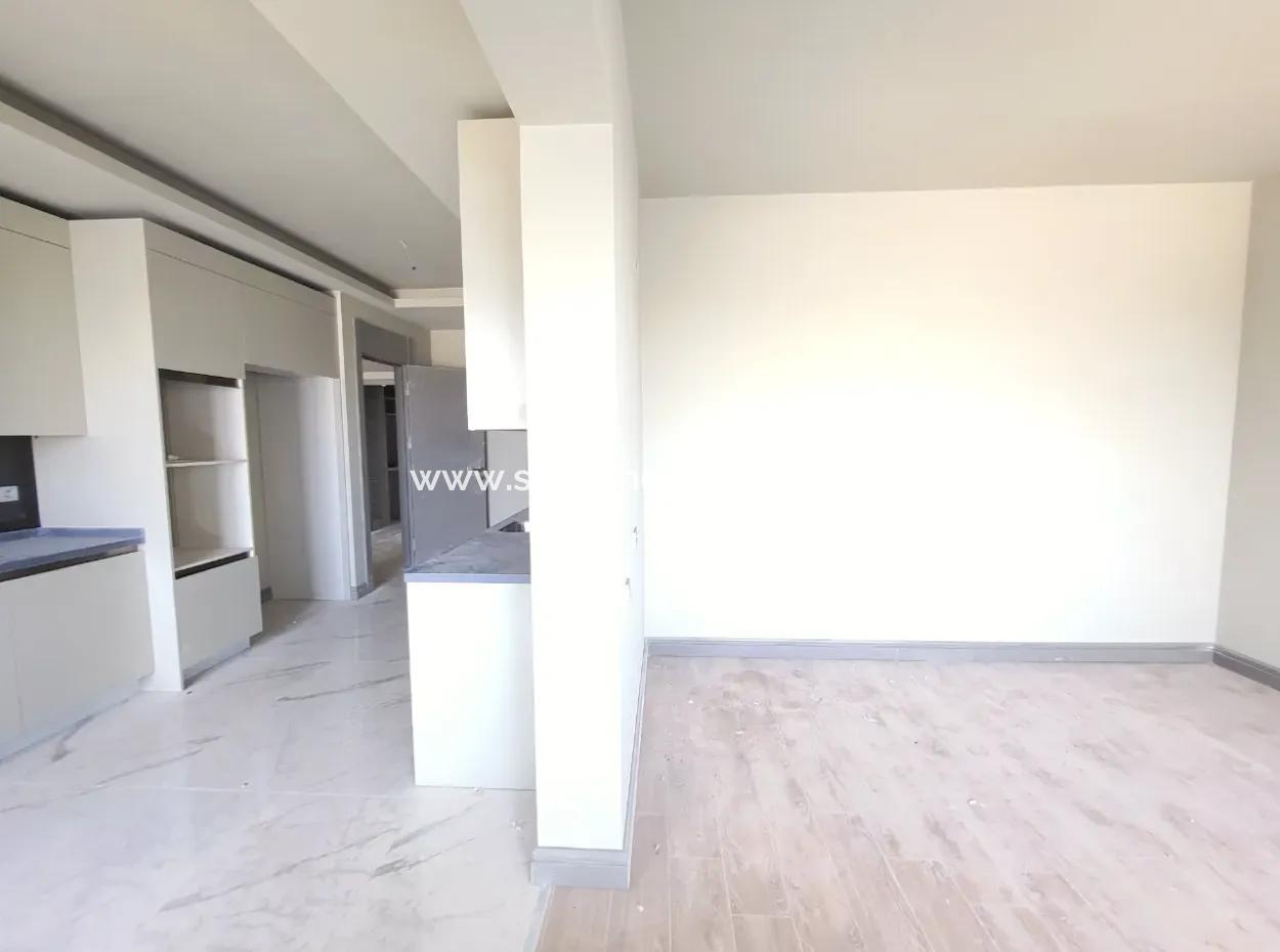 Zero City İncek For Sale 3+1 Landscape View 124 M2 3Rd Floor Flat Hacılar Neighborhood Gölbaşı Ankara