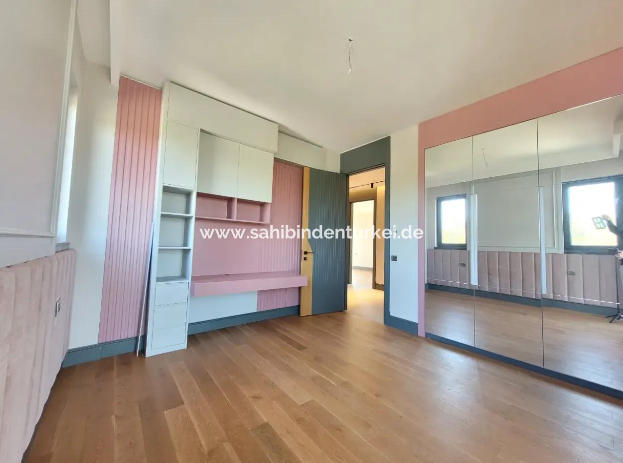 Luxury Duplex Villa For Sale On 730 M² Plot In İncek 4+2 İncek Mahallesi Gölbaşı Ankara Turkey
