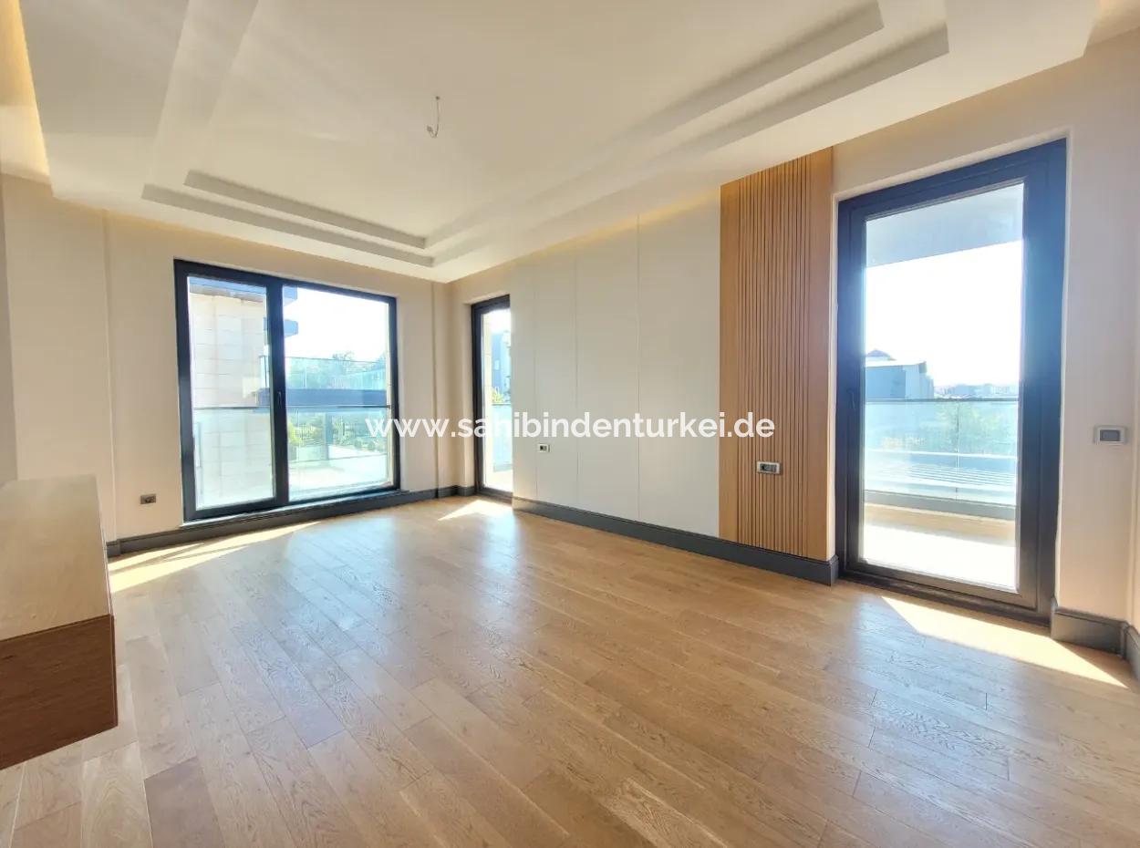 Luxury Duplex Villa For Sale On 730 M² Plot In İncek 4+2 İncek Mahallesi Gölbaşı Ankara Turkey