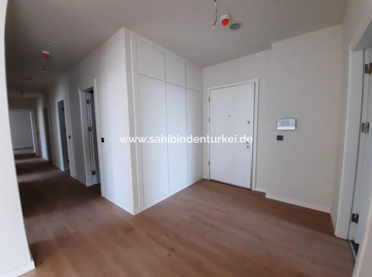4+1 22Th Floor Tenantless Apartment For Sale In Beytepe İncek Bulvar Loft Complex