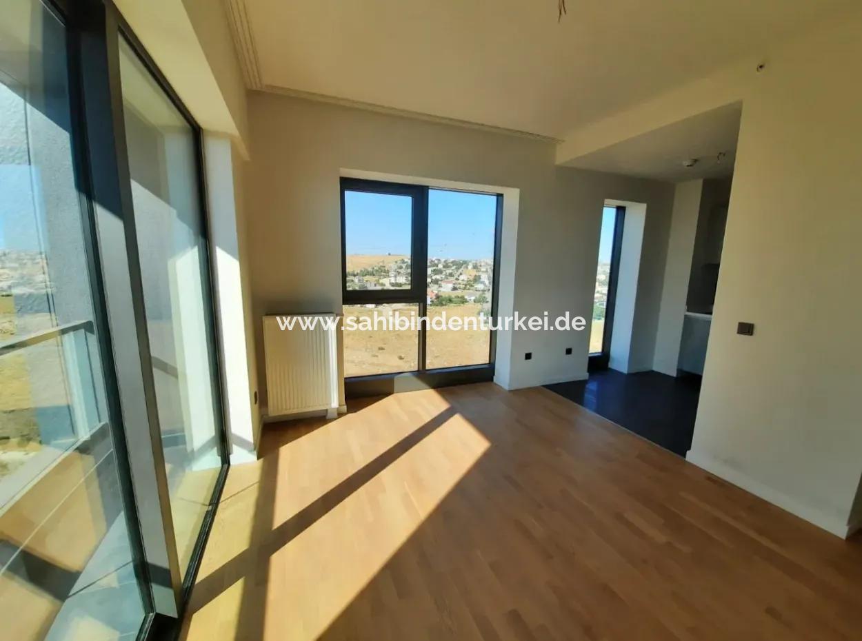 1+1 46 M² 9Th Floor Lake View Apartment For Sale In Beytepe İncek Bulvar Loft Complex