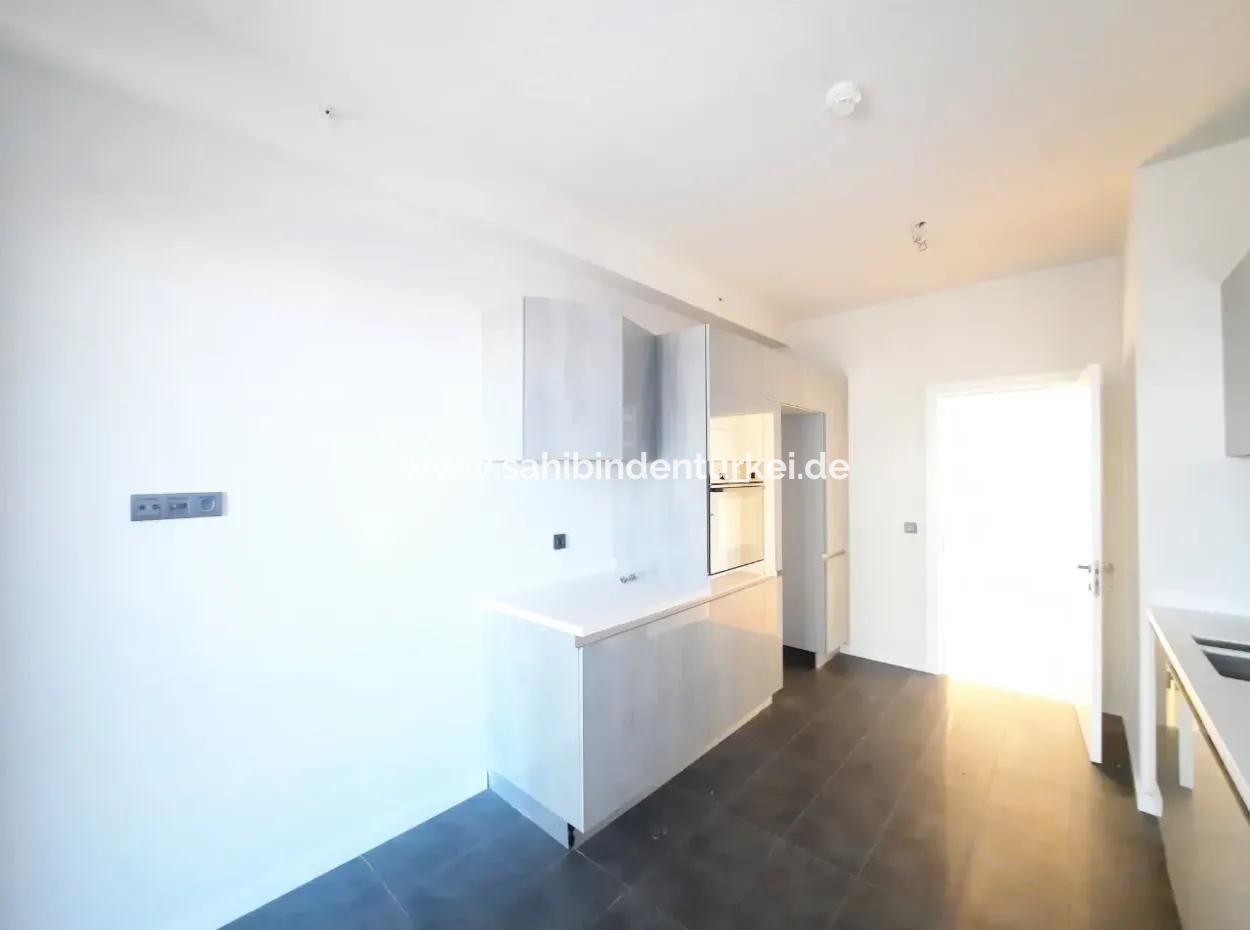 3+1 130 M² 17Rd Floor South Facing Apartment For Sale In Beytepe İncek Bulvar Loft Complex