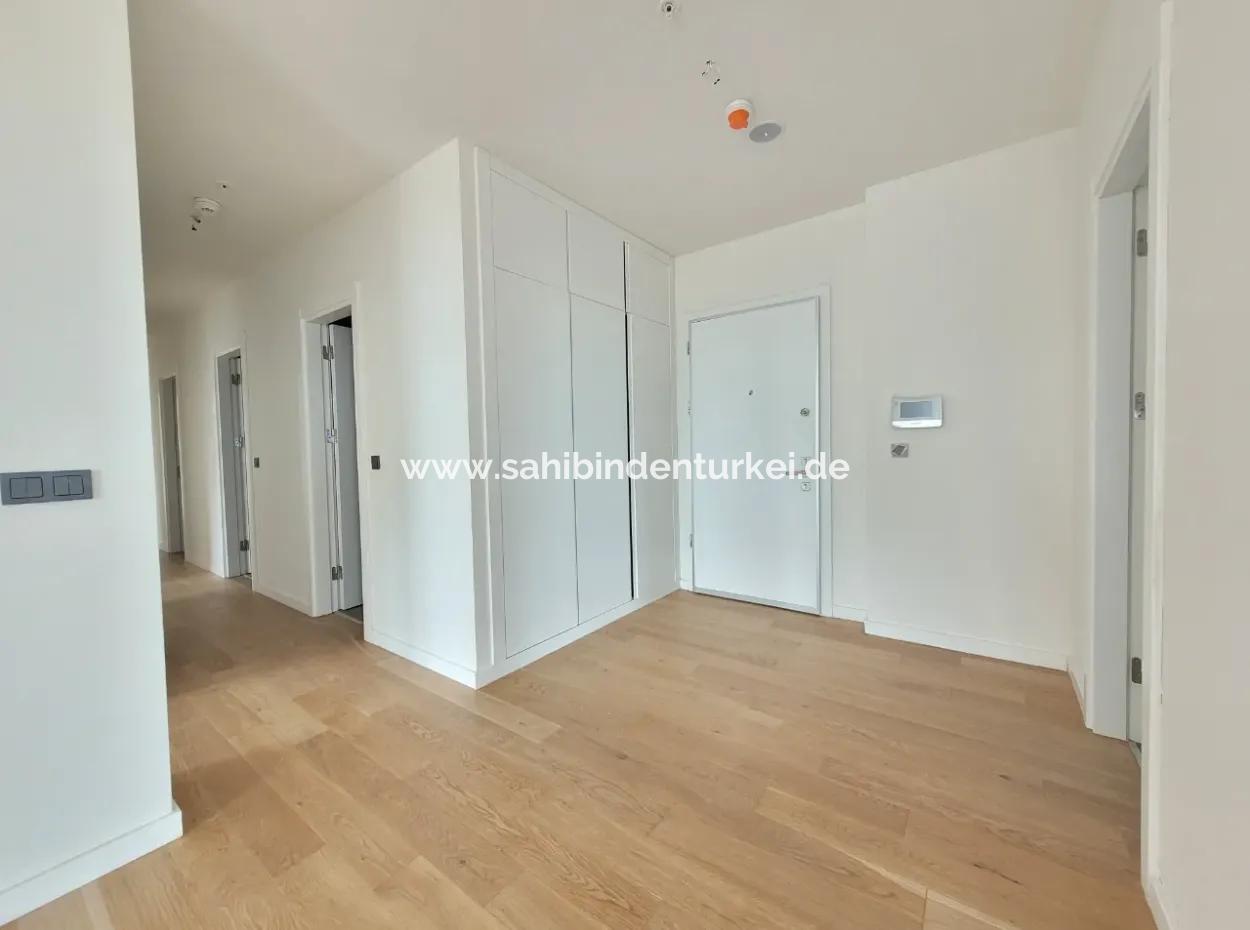 4+1 6Th Floor Tenantless Apartment For Sale In Beytepe İncek Bulvar Loft Complex