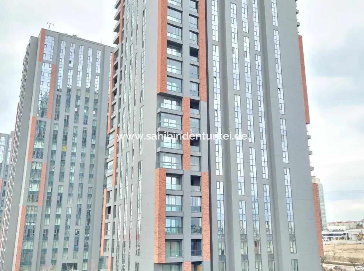 4+1 17 Th Floor Tenantless Apartment For Sale In Beytepe İncek Bulvar Loft Complex