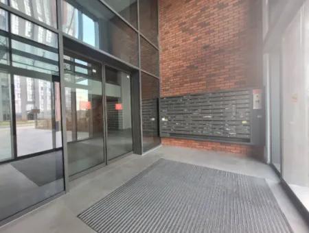 110 M2 2+1 3St Floor Tenantless Apartment For Sale In Beytepe İncek Bulvar Loft Complex