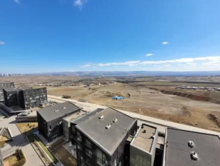 Empty İncek Loft 1+1  11Th Floor Apartment With Lake View For Rent