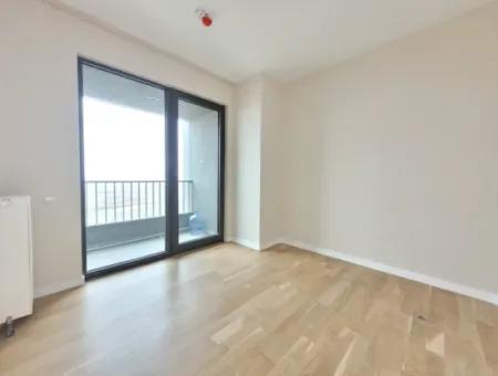 İncek Loft For Sale 2+1 85 M² 22Nd Floor Mogan Facade Apartment