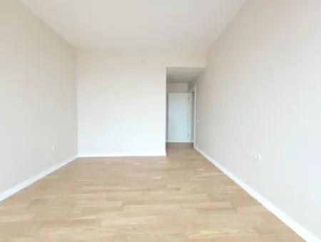 İncek Loft For Sale 2+1 85 M² 22Nd Floor Mogan Facade Apartment
