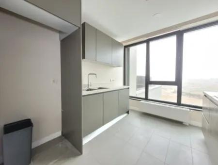 İncek Loft For Sale 2+1 85 M² 22Nd Floor Mogan Facade Apartment